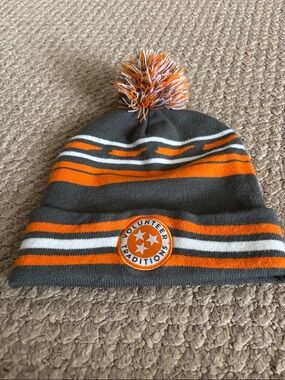 Gray & Orange Pom Beanie with Volunteer Traditions Patch